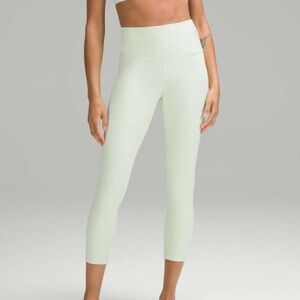 NWOT Lululemon Mint Leggings